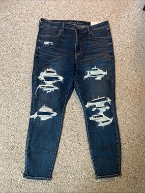 American Eagle Ripped High Rise Jegging